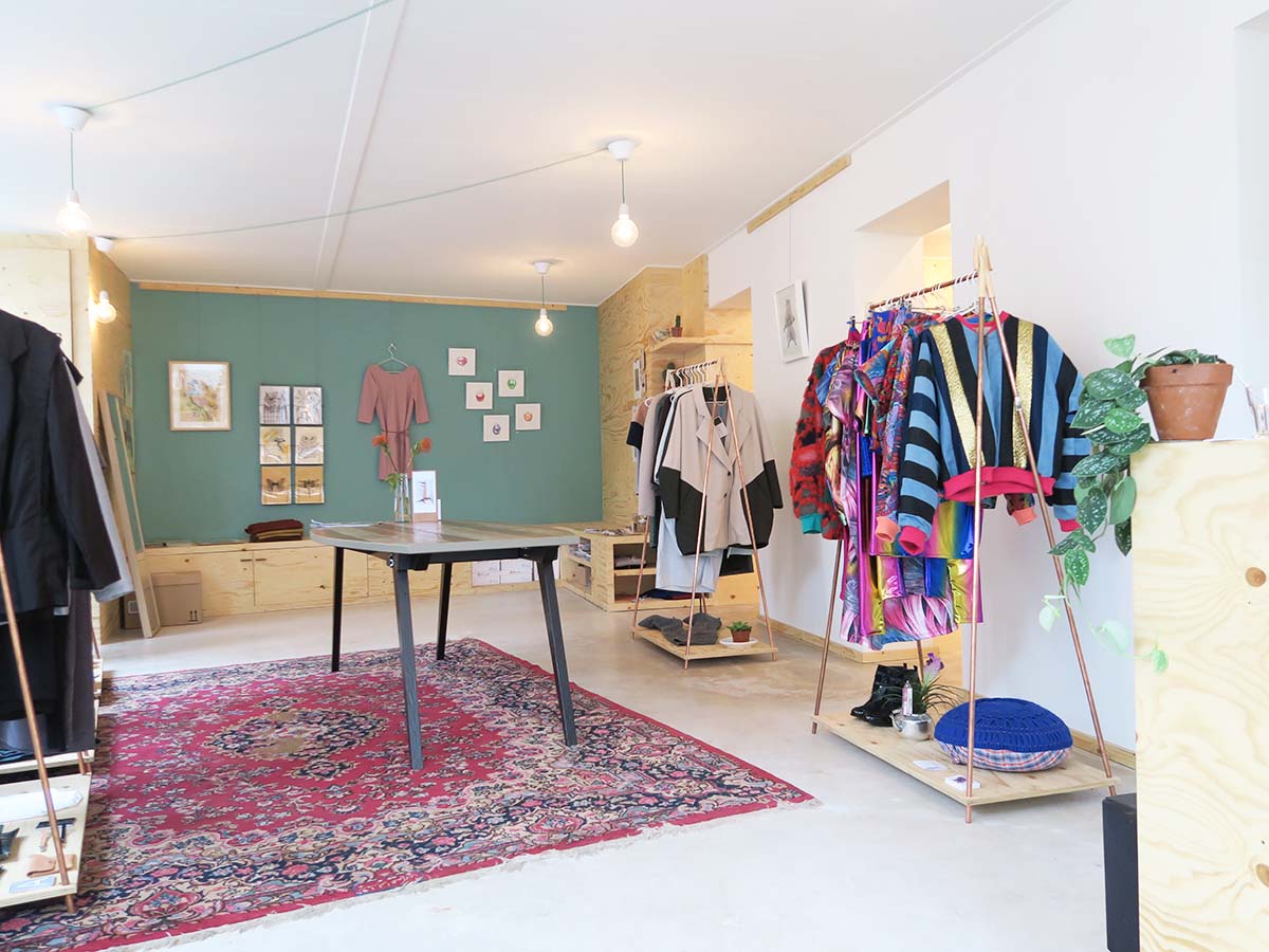 Draagbaar Amsterdam >> store & hair salon in Amsterdam East