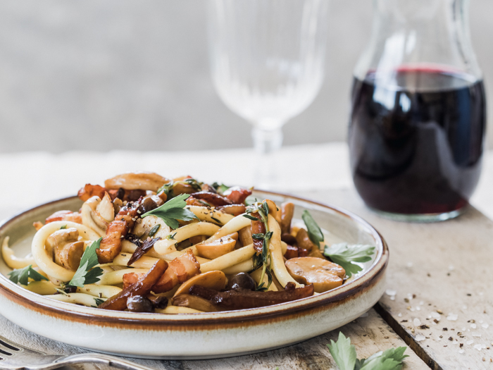 Italiaanse pasta recepten - Bucantini paddenstoelen